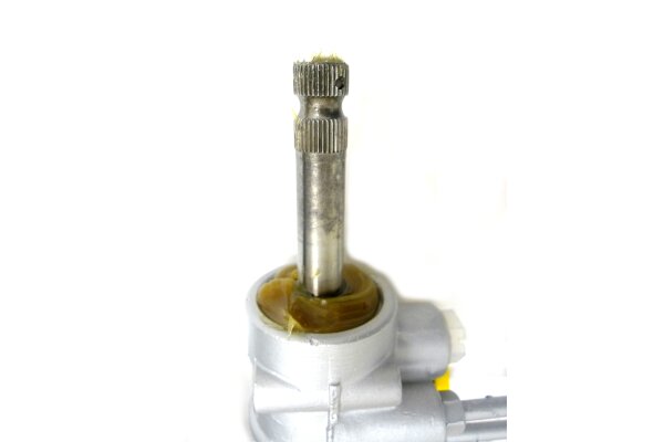 Lenkgetriebe Chevrolet Spark  Baujahr ab 05 2005   Halter fest verbaut   96879493