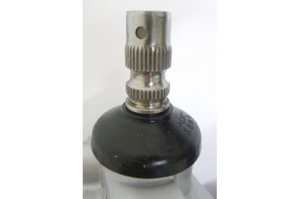 Lenkgetriebe Toyota Hilux 7 Pick Up N1 N2 N3 Bj ab 08 04  442000K040  442000K230